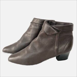 Isabelle Giovanni Leather Side Zip Ankle Booties Rounded Toe Chocolate Brown 🤎